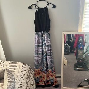 NWT Long Sleeveless Pattern Dress w/ Belt. Size S